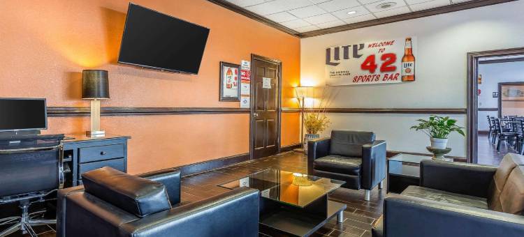 福赛斯凯艺酒店，近乔治亚州公共安全培训中心(Quality Inn Forsyth Near GA Public Safety Training Center)图片