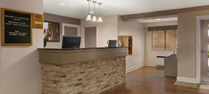 蒙克顿温德姆Travelodge套房酒店(Travelodge Suites by Wyndham Moncton)图片