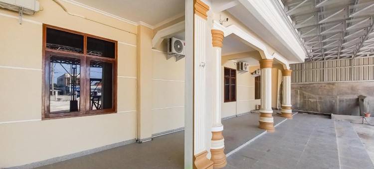 廖内省Kandis红多兹酒店-The Nawasena(RedDoorz @ The Nawasena Kandis Riau)图片