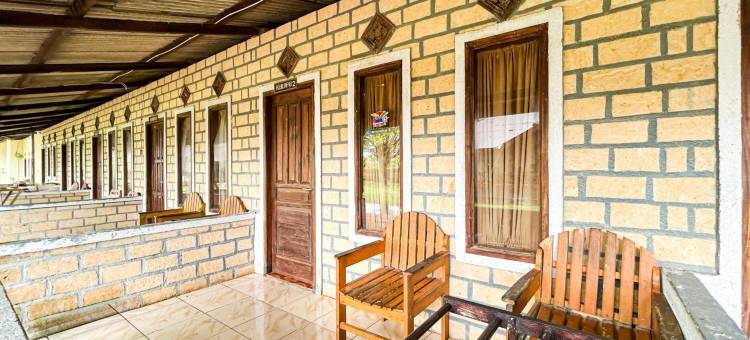 RedDoorz at Pondok Alief near Pantai Ujung Genteng 3图片