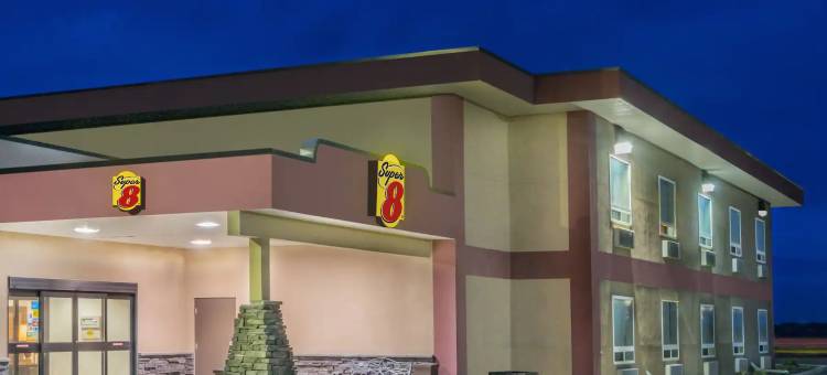 因尼斯费尔速8酒店(Super 8 by Wyndham Innisfail)图片