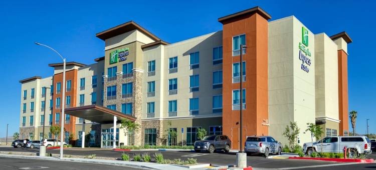 丽晶克雷斯特中国湖智选假日酒店及套房(Holiday Inn Express & Suites Ridgecrest - China Lake)图片