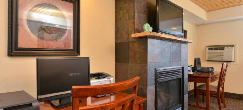 拉皮德城温德姆速8酒店(Super 8 by Wyndham Rapid City)图片