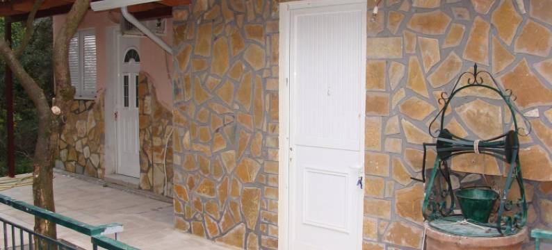 加丽尼别墅公寓(Villa Galini)图片