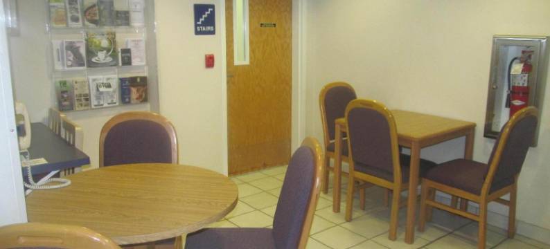 尚佩恩温德姆麦客达套房酒店(Microtel Inn by Wyndham Champaign)图片