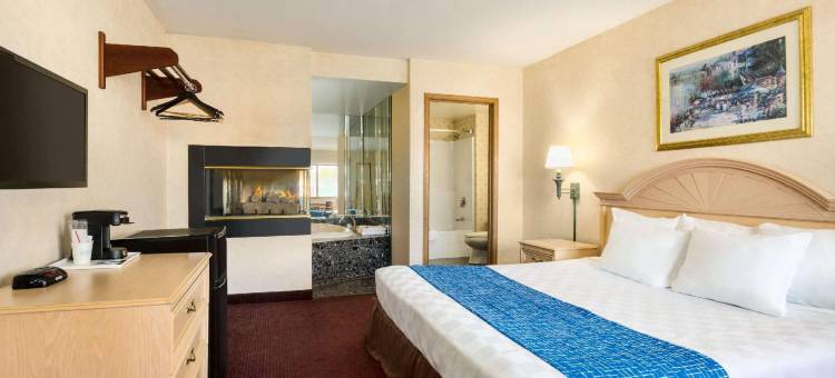 尼亚加拉大瀑布温德姆Travelodge酒店(Travelodge by Wyndham Niagara Falls)图片