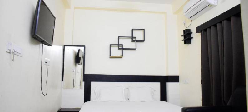 福尔斯特皇冠酒店(Hotel First Crown)图片