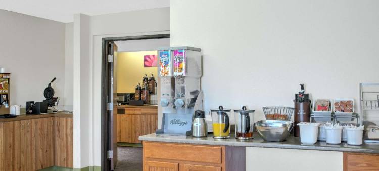 泰孔德罗加温德姆速8酒店(Super 8 by Wyndham Ticonderoga)图片