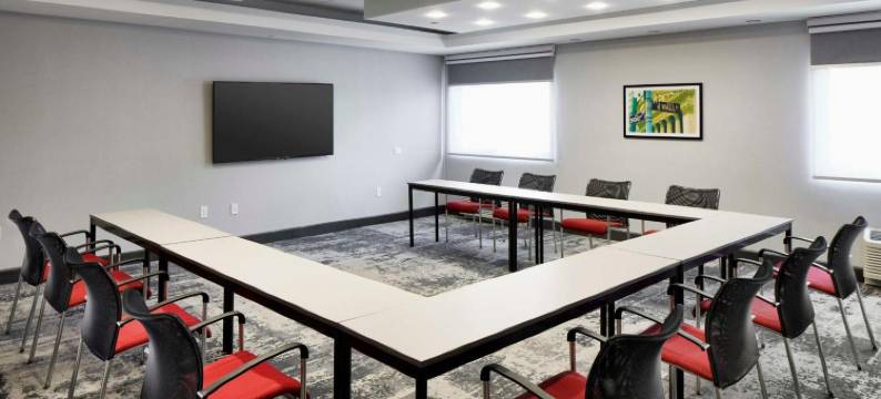 纽瓦克机场希尔顿欢朋酒店(Hampton Inn Newark Airport)图片