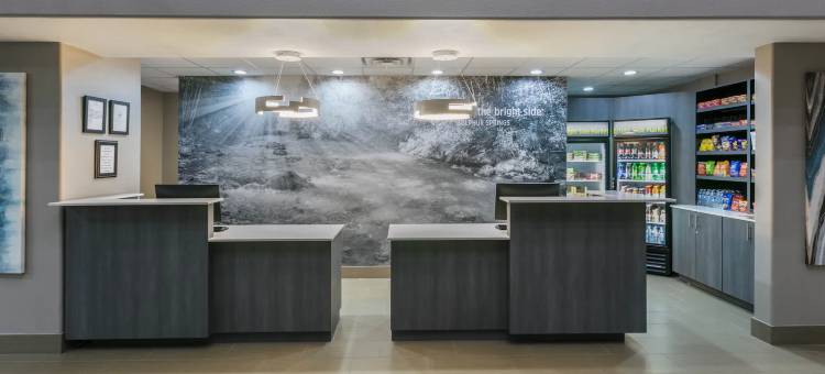 萨尔弗斯普林斯拉昆塔温德姆套房酒店(La Quinta Inn & Suites by Wyndham Sulphur Springs)图片