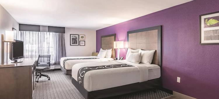 塞勒姆拉昆塔温德姆套房酒店(La Quinta Inn & Suites by Wyndham Salem NH)图片