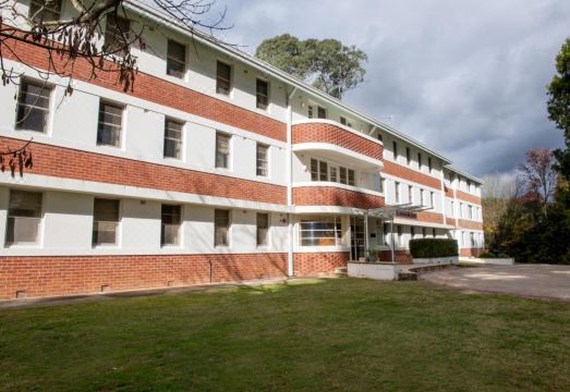 Linaker Motel Hotel Overview