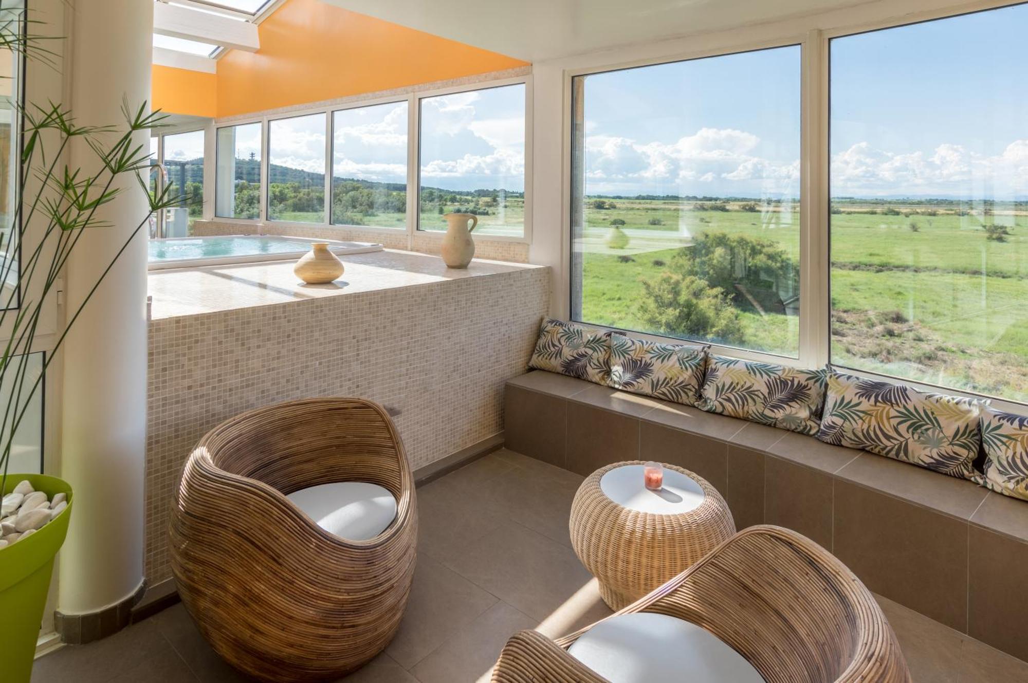 Résidence Hôtelière Natureva & Spa Over view