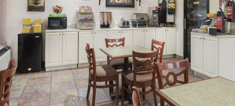 尤尼斯戴斯套房酒店(Days Inn & Suites by Wyndham Eunice)图片