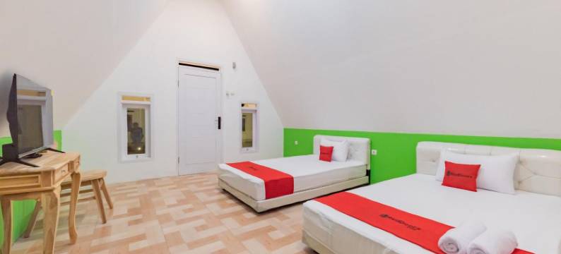 RedDoorz Syariah Plus Near Sukabumi Station图片