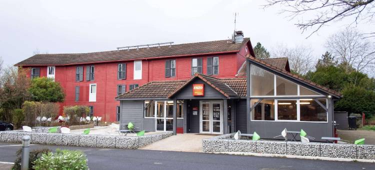 恩佐崔普斯凡尔赛基里亚德直营酒店(Enzo Hotels by Kyriad Direct Trappes)图片