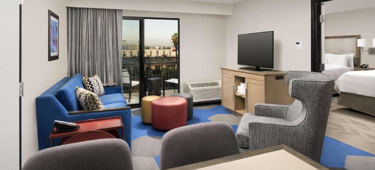 阿纳海姆加登格罗夫欢朋套房酒店(Hampton Inn & Suites Anaheim Garden Grove)图片