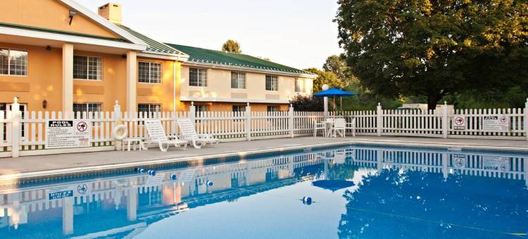 哈里斯堡温德姆呗盟套房酒店(Baymont by Wyndham Harrisburg)图片