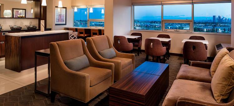 卡尔加里喜来登骑士酒店(Sheraton Cavalier Calgary Hotel)图片