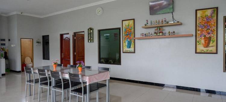 红多兹伊斯兰酒店-顺安博南马格朗(RedDoorz Syariah @ Sunan Bonang Magelang)图片