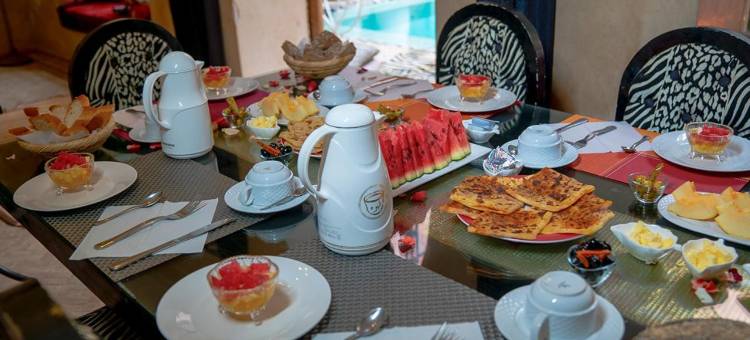 罗曼斯摩洛哥传统庭院住宅(Riad Romance)图片