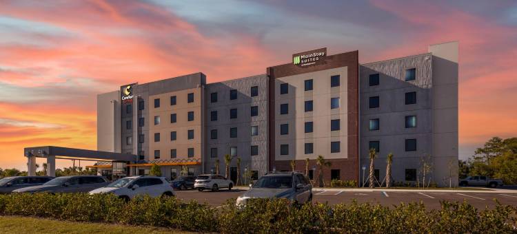 美茵斯坦套房酒店迈尔斯堡东 I-75(MainStay Suites Fort Myers East I-75)图片