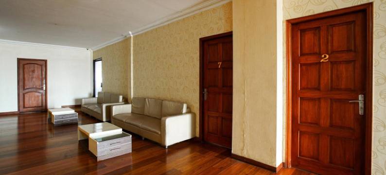 红多兹酒店-近巨港贸易中心3号(RedDoorz Near Palembang Trade Center 3)图片