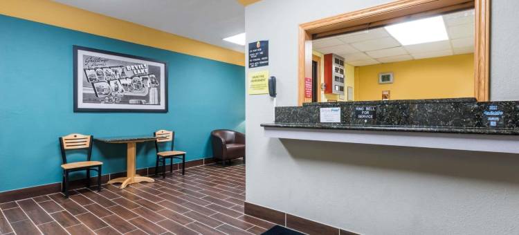 魔鬼湖温德姆速8酒店(Super 8 by Wyndham Devils Lake)图片