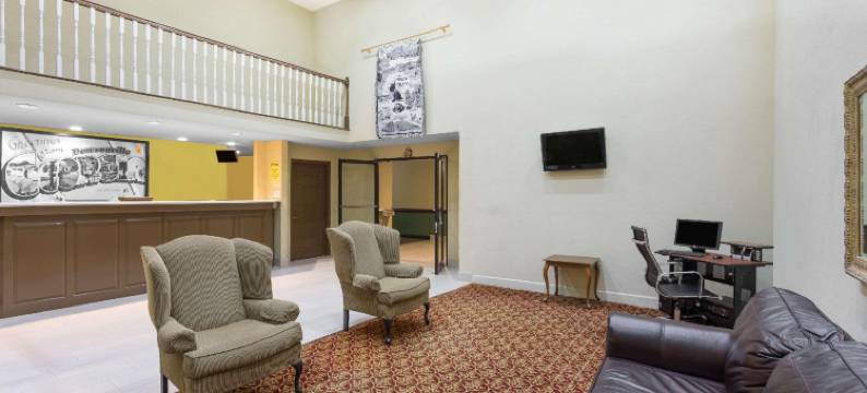 纳玛斯特旅馆及套房道森维尔(Namaste Inn & Suites Dawsonville)图片