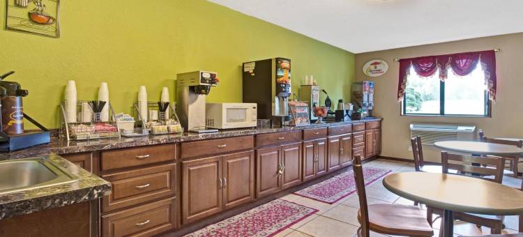 门特-克利夫兰地区温德姆速8酒店(Super 8 by Wyndham Mentor/Cleveland Area)图片