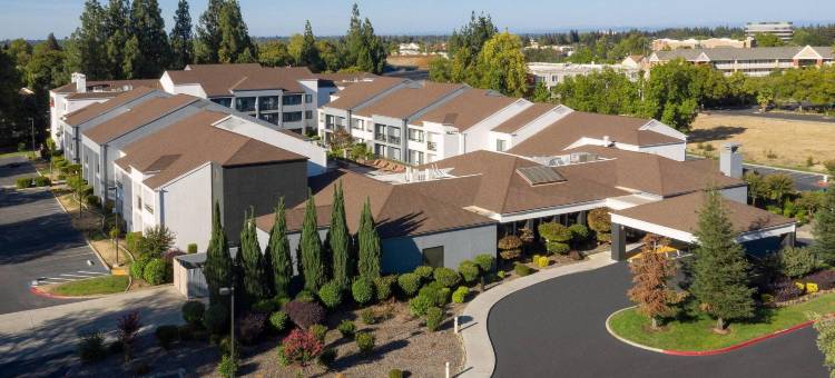 兰乔科尔多瓦萨克拉门托万怡酒店(Courtyard Sacramento Rancho Cordova)图片