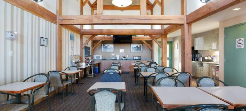 奥克托克斯湖景套房酒店(Lakeview Inns & Suites - Okotoks)图片