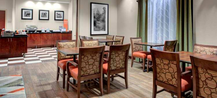 希尔顿欢朋酒店-埃尔克霍恩(Hampton Inn Elkhorn Lake Geneva Area)图片