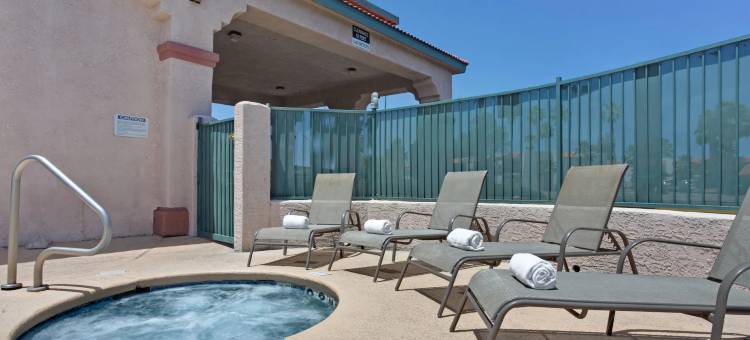 图森市中心会议中心速8酒店(Super 8 by Wyndham Tucson Downtown Convention Center)图片