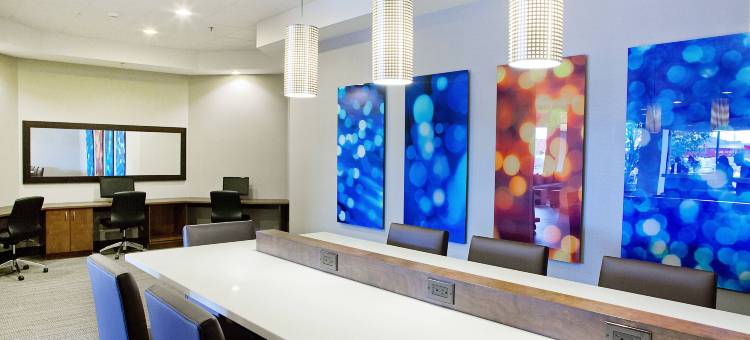 萨格奈会议中心万豪德尔塔酒店(Delta Hotels Saguenay Conference Centre)图片