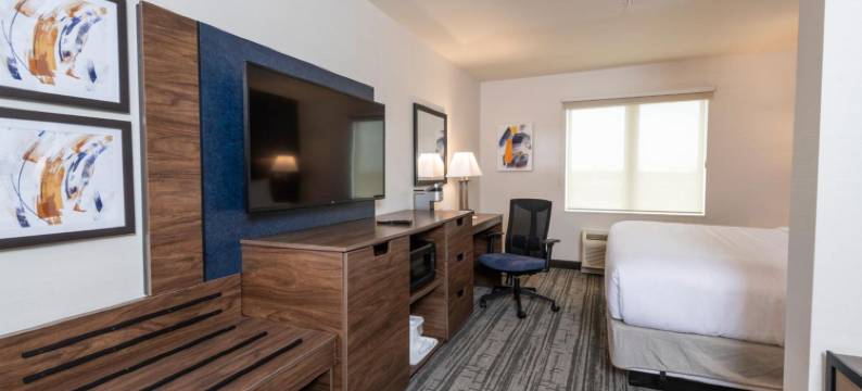 舒适套房酒店(Comfort Inn & Suites)图片