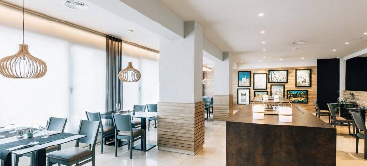 科斯塔贝拉酒店(Hotel Costabella)图片