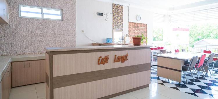 RedDoorz Syariah Near Lapangan Dwiwarna Barabai图片