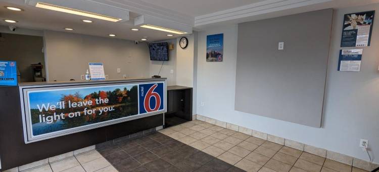 莱明斯特6号汽车旅馆(Motel 6 Leominster, MA)图片