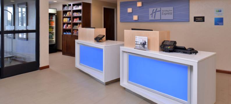 洛诺克I-40智选假日套房酒店(Holiday Inn Express & Suites LONOKE I-40 (EXIT 175) by IHG)图片