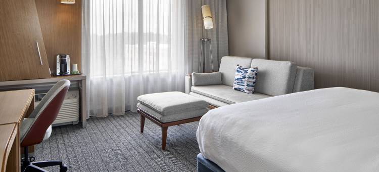 亚特兰大东北德卢斯舒格洛夫万豪万怡酒店(Courtyard Atlanta NE/Duluth Sugarloaf)图片