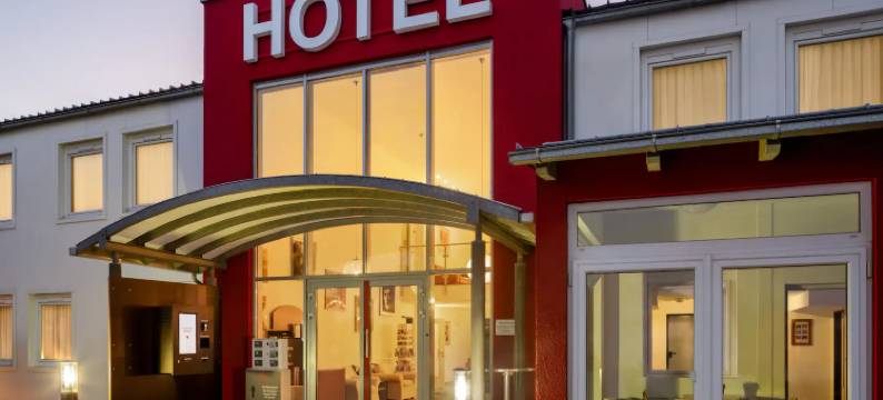 萨特勒德特阿梅迪亚快捷酒店，温德姆Trademark精选(Amedia Express Sattledt, Trademark Collection by Wyndham)图片