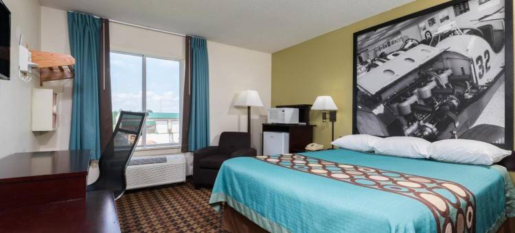 印第安纳克罗弗戴尔温德姆速 8 酒店(Super 8 by Wyndham Cloverdale IN)图片