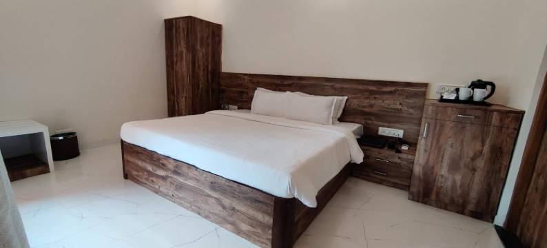 普什帕瓦提卡草坪度假村(Pushp Vatika Resort & Lawns)图片