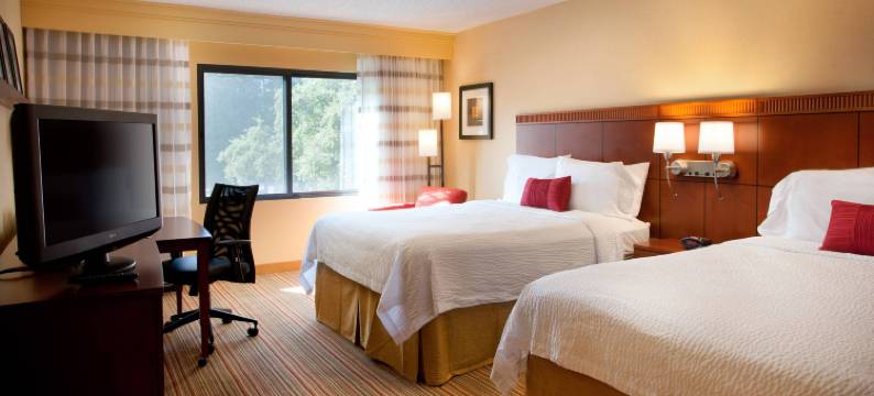 纳透马斯萨克拉门托机场万怡酒店(Courtyard Sacramento Airport Natomas)图片