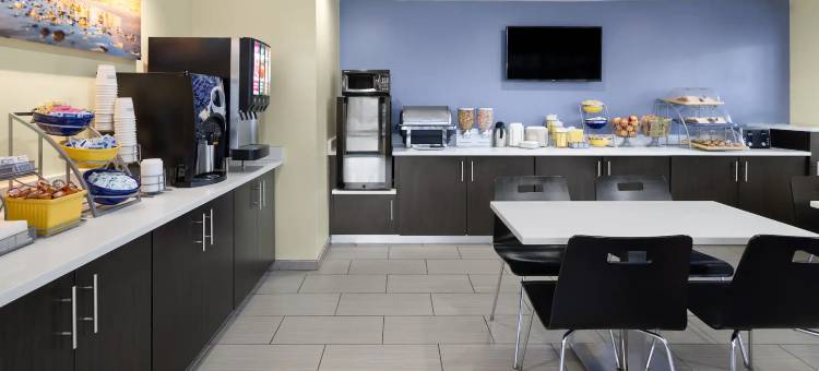 莱德森萨默维尔查尔斯顿戴斯酒店(Days Inn by Wyndham Ladson Summerville Charleston)图片