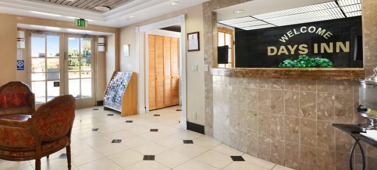 康科德戴斯酒店(Days Inn by Wyndham Concord)图片