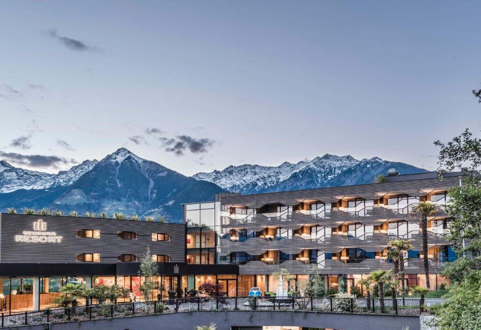 Hotel Rosengarten (Schenna Resort)Over view