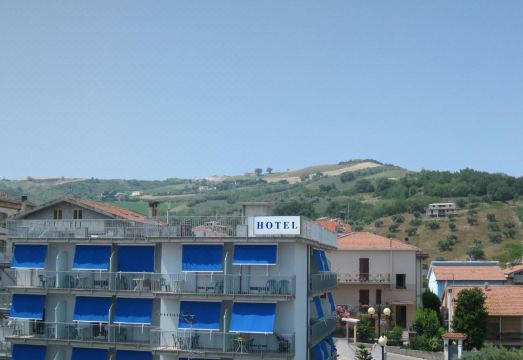 Mare Blu Resort Hotel Overview