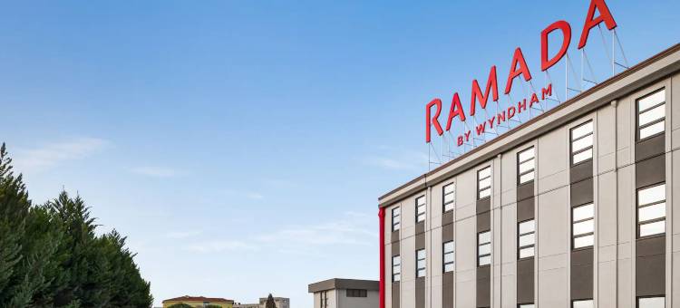 卡拉贝伊温德姆华美达(Ramada by Wyndham Karacabey)图片